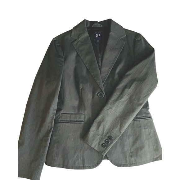 GAP Cropped Blazer (Vintage) - Picture 2 of 7